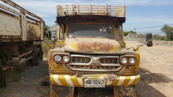 ขาย รถบรรทุกน้ำ ขนาด 13,000 ลิตร 10 ล้อ หัวยาว 2 เพลา ช่วงล่าง ROCKY 175 เครื่อง EH700 168 แรงม้า พวงมาลัยพาวเวอร์ ทะเบียนครบพร้อมโอนครับ ขาย รถบรรทุกน้ำ ขนาด 13,000 ลิตร 10 ล้อ หัวยาว 2 เพลา ช่วงล่าง ROCKY 175 เครื่อง EH700 168 แรงม้า พวงมาลัยพาวเวอร์ ทะเบียนครบพร้อมโอนครับ