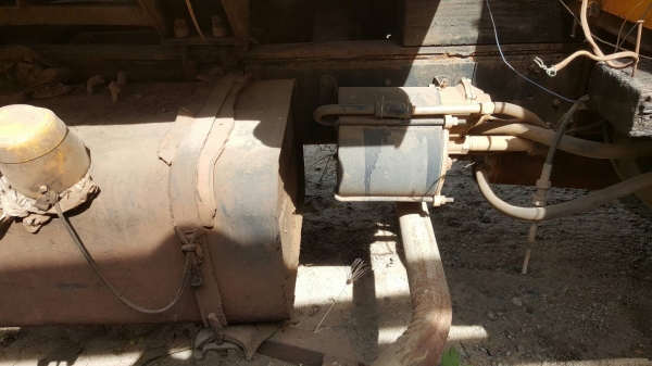 ขาย รถบรรทุกน้ำ ขนาด 13,000 ลิตร 10 ล้อ หัวยาว 2 เพลา ช่วงล่าง ROCKY 175 เครื่อง EH700 168 แรงม้า พวงมาลัยพาวเวอร์ ทะเบียนครบพร้อมโอนครับ ขาย รถบรรทุกน้ำ ขนาด 13,000 ลิตร 10 ล้อ หัวยาว 2 เพลา ช่วงล่าง ROCKY 175 เครื่อง EH700 168 แรงม้า พวงมาลัยพาวเวอร์ ทะเบียนครบพร้อมโอนครับ