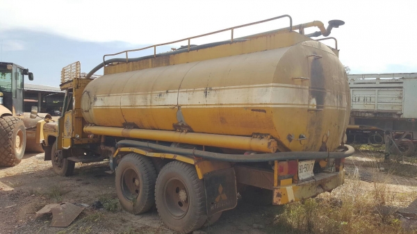 ขาย รถบรรทุกน้ำ ขนาด 13,000 ลิตร 10 ล้อ หัวยาว 2 เพลา ช่วงล่าง ROCKY 175 เครื่อง EH700 168 แรงม้า พวงมาลัยพาวเวอร์ ทะเบียนครบพร้อมโอนครับ ขาย รถบรรทุกน้ำ ขนาด 13,000 ลิตร 10 ล้อ หัวยาว 2 เพลา ช่วงล่าง ROCKY 175 เครื่อง EH700 168 แรงม้า พวงมาลัยพาวเวอร์ ทะเบียนครบพร้อมโอนครับ