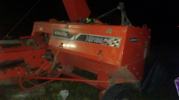 ขายเครื่องอัดฟาง คู้โบต้า HB 130 พลัส ราคา 200000 บาท ด่วน พร้อมใช้งาน วันทูคอล 0986683479 dtac 0991751349 สิทธิ์ คับ ขายเครื่องอัดฟาง คู้โบต้า HB 130 พลัส ราคา 200000 บาท ด่วน พร้อมใช้งาน วันทูคอล 0986683479 dtac 0991751349 สิทธิ์ คับ