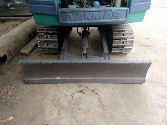 ขายรถแบคโฮ ยันม่า  B27