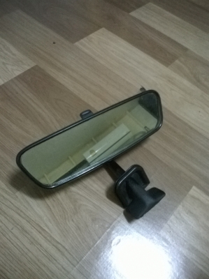 ขายกระจกมองหลัง e30 สภาพok ราคา500 โทร0924462525โส กทม
