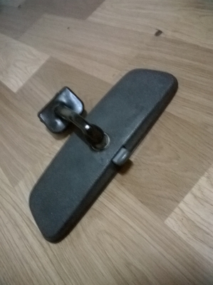 ขายกระจกมองหลัง e30 สภาพok ราคา500 โทร0924462525โส กทม