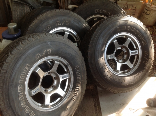 ล้อแม็ก ขอบ 15 6 รู แถมยาง