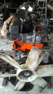 เครื่องยนต์อีซูสุ6HE1#195แรงม้าสวยติดดีครับ