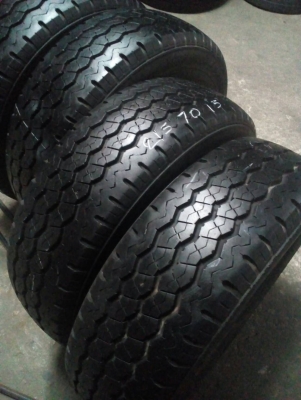 215/70R15  BRIDGESTONE R623 ชุด 4 เส้น tel. 081-427-3941