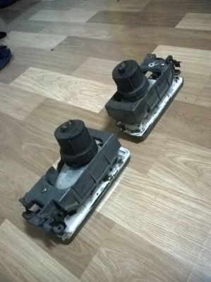 ขายสปอร์ตไลท์หน้าE36แท้made in germany  สภาพok1คู่ราคา1500 โทร0924462525โส กทม