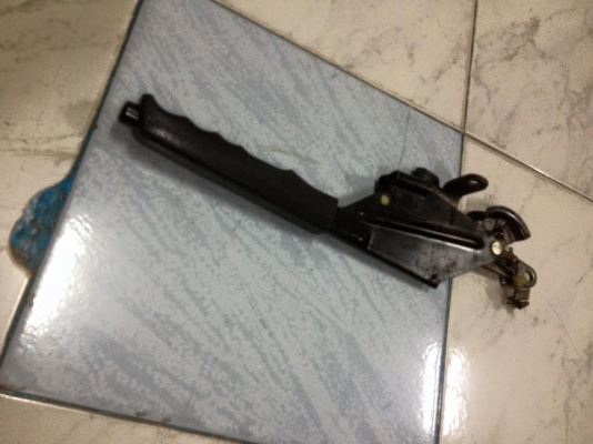 ขายชุดก้านเบรคมือ BMW e30ราคา500 โทร0924462525โส กทม