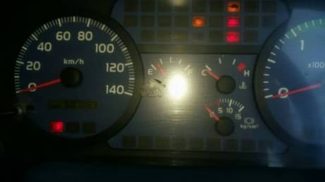 HINO 500