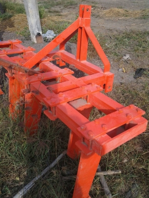 ขายขาขูดหญ้าในร่องอ้อยพร้อมโคลง