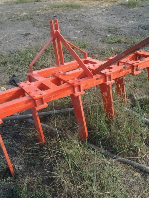 ขายขาขูดหญ้าในร่องอ้อยพร้อมโคลง