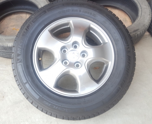 ขายล้อTOYOTA Vigo Smart ขอบ16 ยางปี15 4ล้อ