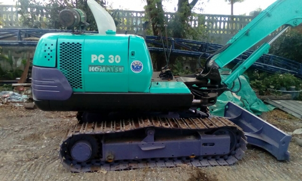 ขายKomatsu PC30-7