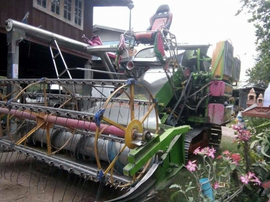 ขายรถเกี่ยวข้าว พ.เจริญการช่าง อุ้ม2.5ตัน เครื่อง210เทอร์โบ โซ่ ลูเลอร์ คอ ตู้ ทำใหม่ สภาพดีมาก ทำงานมา800ไร่ สภาพพร้อมใช้งาน ราคา850,000 สนใจโทร 090-8588220คุณนะ 093-3258446คุณบิว หรือเข้าดูสินค้าอื่นๆได้ที่ www.narong2truck.com หรือ www.truck.in.th/498