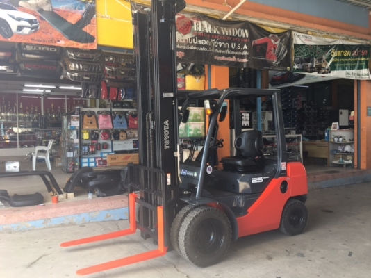 ขายรถโฟลคลิฟท์ TOYOTA 02-8FD25  , เสายกสูง 7 เมตร ,เครื่องยนต์ดีเซลรุ่นใหม่ 1DZIII  รถนำเข้าแท้จากญี่ปุ่น 100\% ( สเปกเสาสูง  7 เมตร หายากมากครับ )