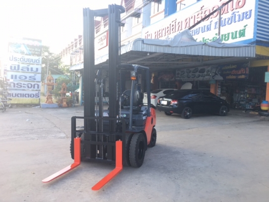 ขายรถโฟลคลิฟท์ TOYOTA 02-8FD25  , เสายกสูง 7 เมตร ,เครื่องยนต์ดีเซลรุ่นใหม่ 1DZIII  รถนำเข้าแท้จากญี่ปุ่น 100\% ( สเปกเสาสูง  7 เมตร หายากมากครับ )