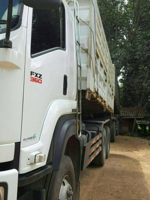 รถใช้งานน้อยมาก  สภาพเยี่ยม  ขายทั้งพ่วงคะ