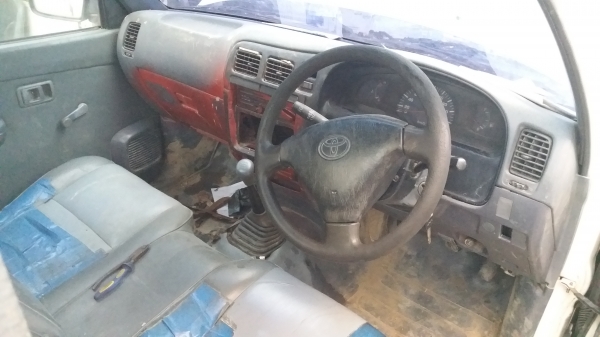TOYOTA TIGER ปี 2000 รถสวยคานหน้าเดิมไม่มีชนหนัก เครื่อง 2L TURBO แท้ เครื่องสดมากเหมือนรถใหม่