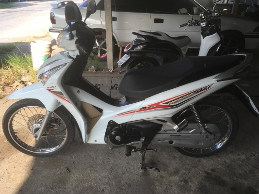 เวฟ125i ปี57