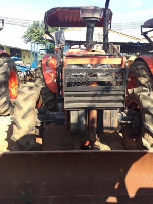 รถไถคูโบต้า รุ่น M7040 ลดเหลือ 360,000 บาท รถไถคูโบต้า รุ่น M7040 ลดเหลือ 360,000 บาท