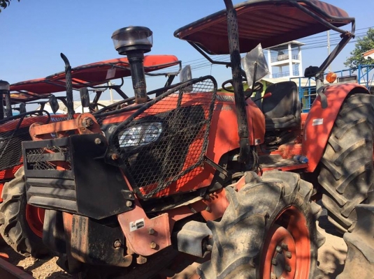 รถไถคูโบต้า รุ่น M7040 ลดเหลือ 360,000 บาท รถไถคูโบต้า รุ่น M7040 ลดเหลือ 360,000 บาท