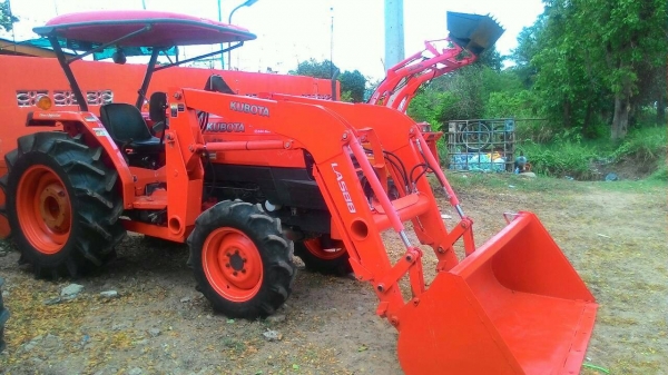ขายตักบุ้งกี๋รถไถ Kubota ใส่รถรุ่น L3608,L4508,L4708 ได้ครับ