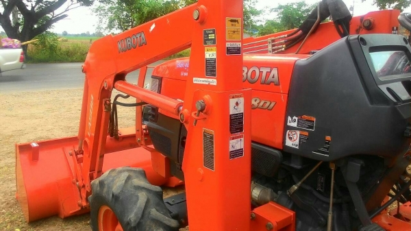 ขายตักบุ้งกี๋รถไถ Kubota ใส่รถรุ่น L3608,L4508,L4708 ได้ครับ