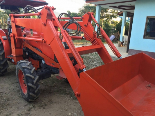 ขายตักบุ้งกี๋รถไถ Kubota ใส่รถรุ่น L3608,L4508,L4708 ได้ครับ