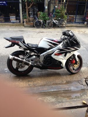 ขาย Cbr 400 ปี 89 ทะเบียนแท้+ชื่อผมเอง