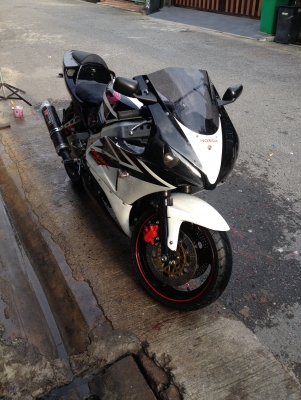 ขาย Cbr 400 ปี 89 ทะเบียนแท้+ชื่อผมเอง