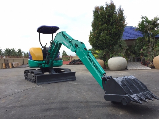 รถขุด Komatsu PC30MRx-1 มือสองนำเข้าจากญี่ปุ่น ทำสีใหม่