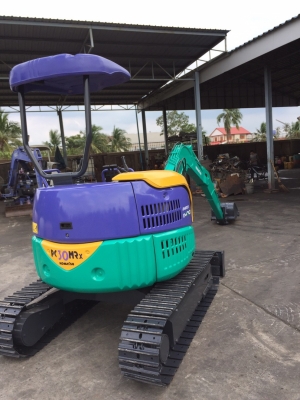 รถขุด Komatsu PC30MRx-1 มือสองนำเข้าจากญี่ปุ่น ทำสีใหม่