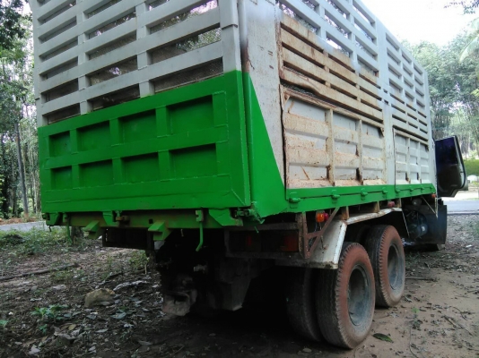 รถมิตซู 10 ล้อดั้ม FN527M - TF 220 แรงม้า. สนใจติดต่อ 081 - 6079515