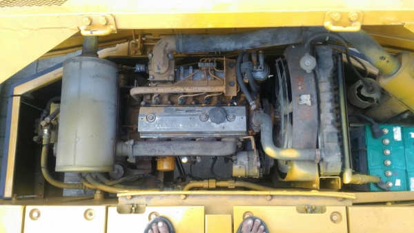 ขายKOMATSU  PC60-5  รถสวย..เครื่องปั๊มดี  ไฟฟ้าเต็ม  เอวแน่น..สภาพดี พร้อมใช้..เอกสารครบ..โทร..089-3818694  ดวงนภา