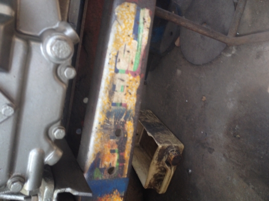 ขายรถไถนาเดินตาม  kobota  11 แรง  พร้อมเทรเลอร์  สภาพพร้อมใช้