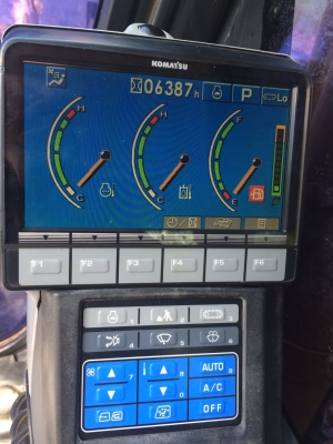 ขายด่วน!! KOMATSU PC130-8 ไมล์ 6,387 สภาพสวยๆค่ะ