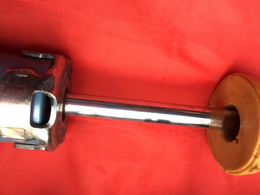 ขายโช๊ค kyb sr special  vellfire 08-14