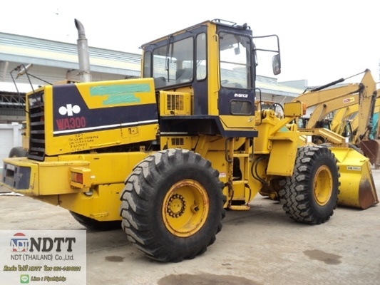 ขายรถตัก KOMATSU WA300-1 นำเข้าญี่ปุ่น ขายไม่แพงครับ 061-419-4021 ไปป์ครับ ขายรถตัก KOMATSU WA300-1 นำเข้าญี่ปุ่น ขายไม่แพงครับ 061-419-4021 ไปป์ครับ