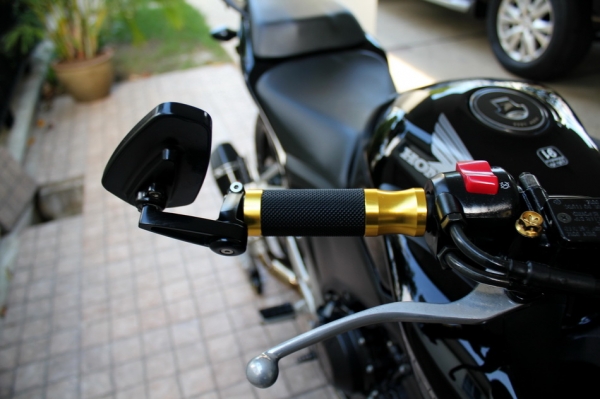 ขาย HONDA CB500f พร้อมของแต่ง รถสวย ดาวน์เริ่มต้นเพียง 29,000.-