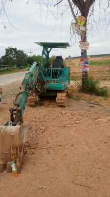 ขายแม็คโคร คูโบต้ารุ่น 26เทียบเท่า30 ราคาเบาๆเปลียนเครื่องเป็นอีซูซุเครื่อง2000ปั้มดีโซ่หนาเอวแน่น