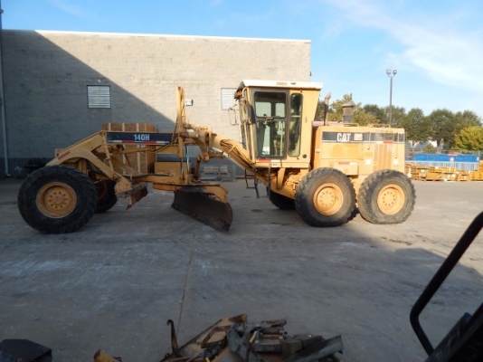 Caterpillar 140H #2ZK03954 สต็อกรถเกรดนำเข้าจากอเมริกา โทร. 080-6565422 (หนิง)