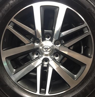 ล้อแม็กพร้อมยางป้ายแดง ออลนิว ฟอร์จูนเนอร์ 265-60-18 ปี 16 ล้อแม็กพร้อมยางป้ายแดง ออลนิว ฟอร์จูนเนอร์ 265-60-18 ปี 16