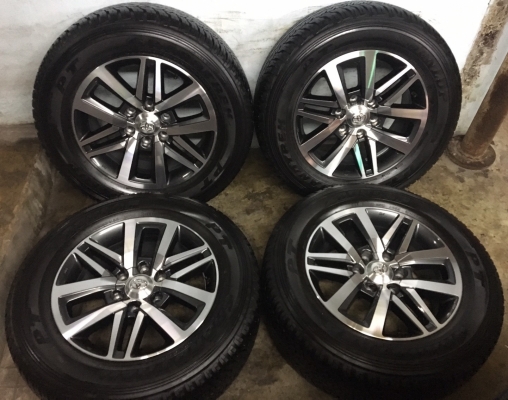 ล้อแม็กพร้อมยางป้ายแดง ออลนิว ฟอร์จูนเนอร์ 265-60-18 ปี 16