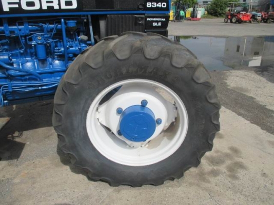 ขาย ford 8340 เพลาคาราโล่ เครื่องสตาร์ติด (มี vdo) วีงไม่ได้ ขายตามสภาพ ราคา 450000 บาท 084-5424150