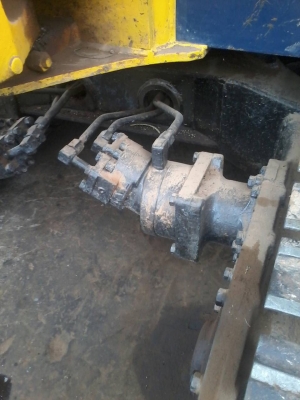 รถแมคโครโคโมสุpc20