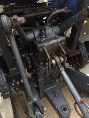 ขาย ISEKI TF327 ใบดัน พร้อมผาน5 สองเพลา สภาพพร้อมใช้ สนใจติดต่อครับ