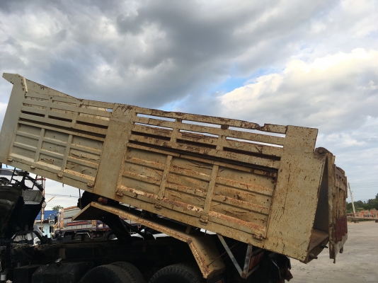 ขายด่วนกะบะดั้ม พร้อมชุดดั้มราคาเบาๆ ขายด่วนกะบะดั้ม พร้อมชุดดั้มราคาเบาๆ