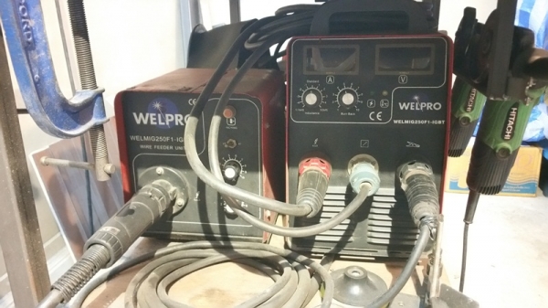 ตู้เชื่อม CO2 Welpro MIG250F1-IGBT