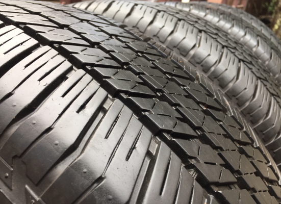 ยาง Bridgestone 265 60 18 ปี16 ดอกเต็ม ใช้กันยาว ราคาไม่แพง