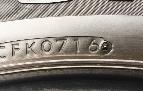 ยาง Bridgestone 265 60 18 ปี16 ดอกเต็ม ใช้กันยาว ราคาไม่แพง